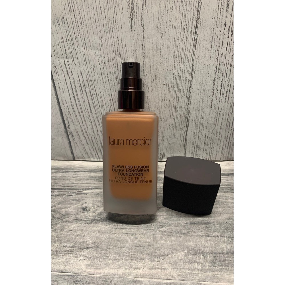 Laura mercier Foundation Truffle‎